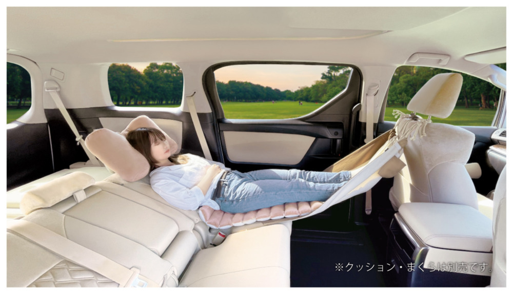 クルマで使う ハンモック ハンディ型クリーナー 連休ドライブに便利なカー用品 5選 Autocar Japan 自動車情報サイト 新車 中古車 Carview