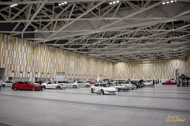 初の屋内ミーティング【Snap & Glossy Meet】公式レポート！