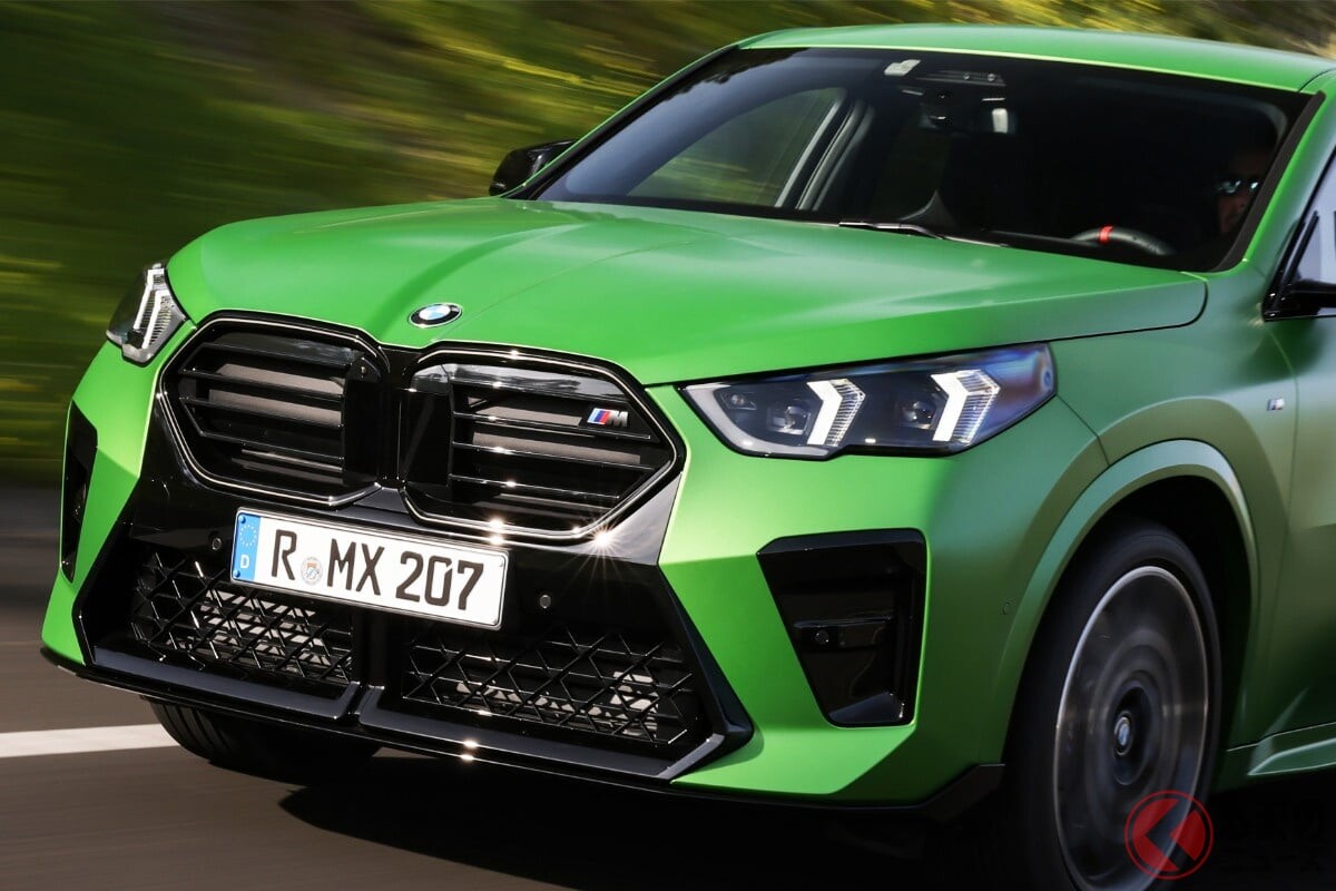 リッター18キロ走る！ BMW新「コンパクトSUV」登場！ 日本にジャストサイズな全長4.5m級ボディ採用の「X2 xDrive20d」追加