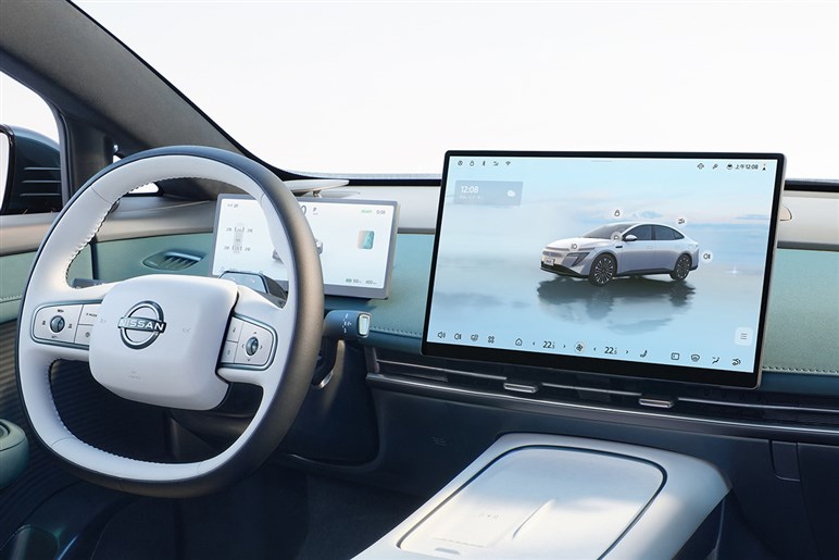 日産の新型BEV「N7」が中国で爆売れ中。低価格で高評価も、日本ユーザーが抱く“複雑な感情”とは？