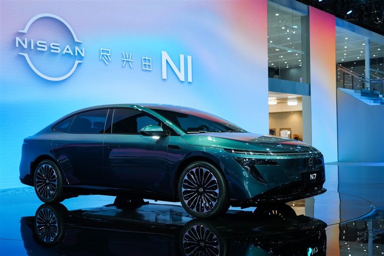 日産の新型BEV「N7」が中国で爆売れ中。低価格で高評価も、日本ユーザーが抱く“複雑な感情”とは？