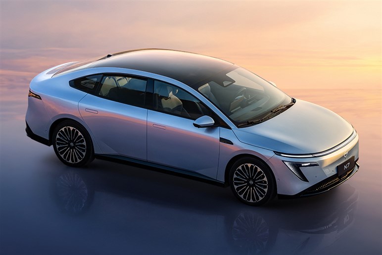 日産の新型BEV「N7」が中国で爆売れ中。低価格で高評価も、日本ユーザーが抱く“複雑な感情”とは？