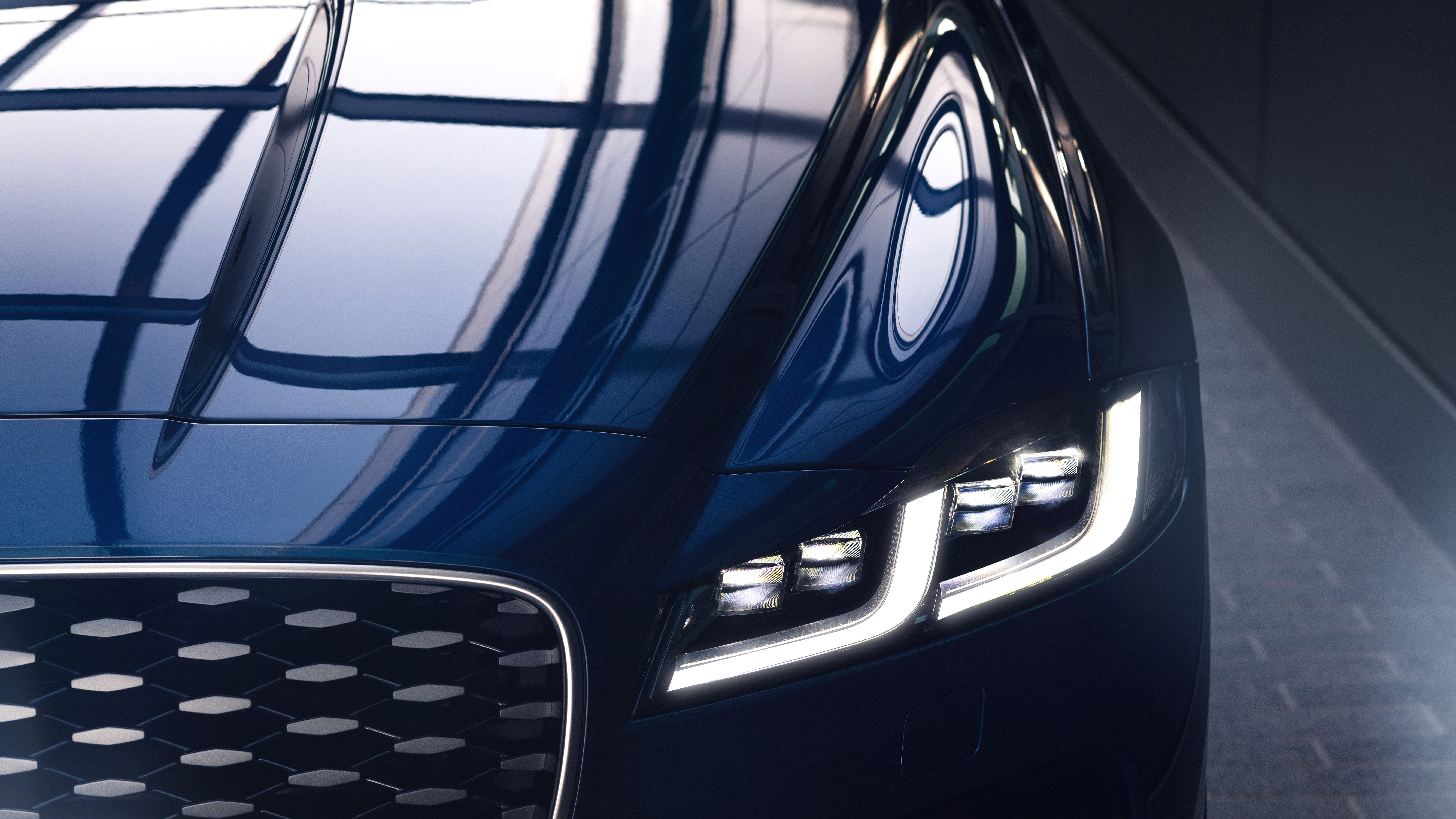 新型ジャガーxf登場 Gq Japan 自動車情報サイト 新車 中古車 Carview