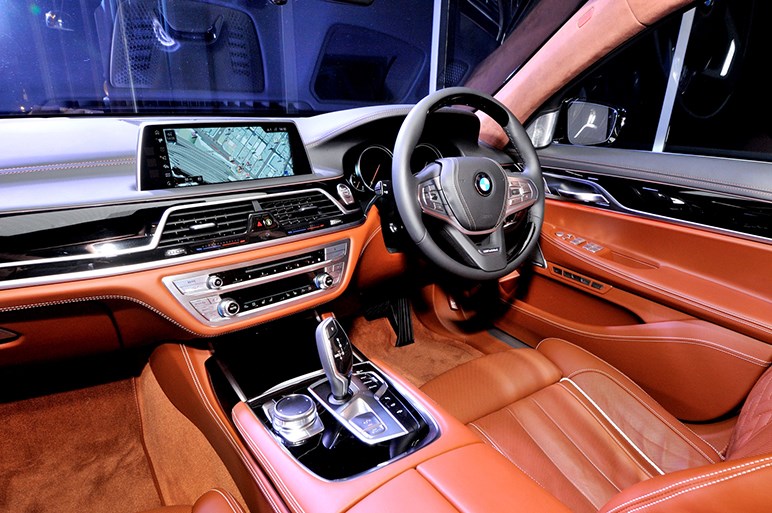 本日発表！ 新型「BMW 7シリーズ」がハイテク満載でデビュー
