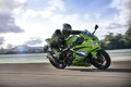 【カワサキ】「Ninja ZX-4R SE」「Ninja ZX-4RR」のカラー＆グラフィックを変更し9/1に発売！