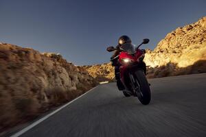 【トライアンフ】「DAYTONA 660」が 第8回 日本バイクオブザイヤー2025 外国車部門にて金賞を受賞