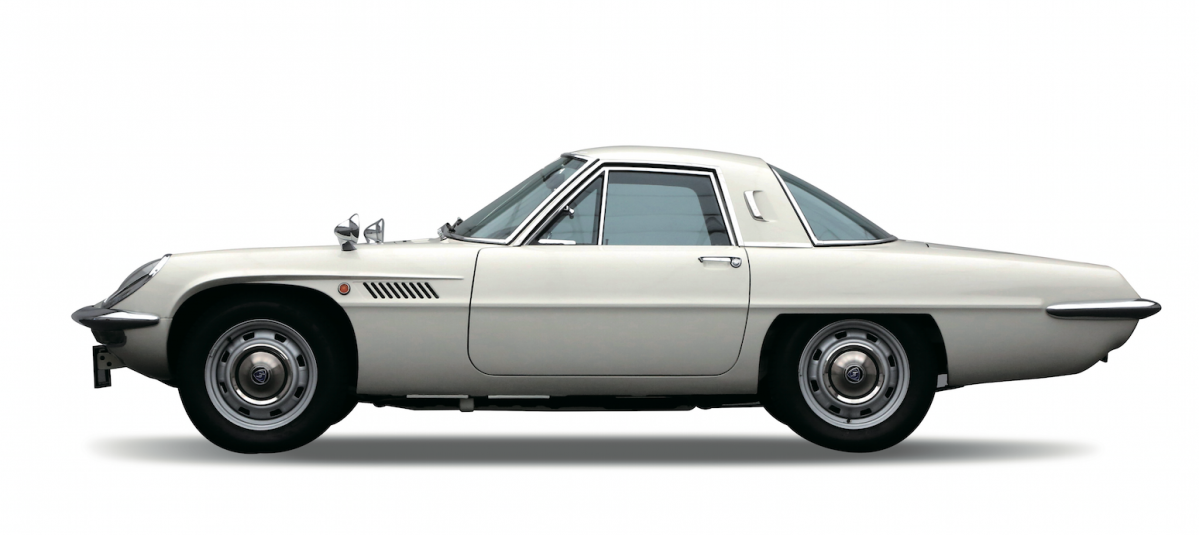 名車再考 マツダ コスモ スポーツ Chapter1 実車確認 日本を代表する名車をディテールまで撮り下ろし Motorfan 自動車情報サイト 新車 中古車 Carview