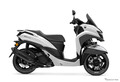 「YZF顔のイケメン」シャープに進化したヤマハ『トリシティ125』2025年モデルが熱い！