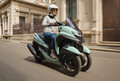 「YZF顔のイケメン」シャープに進化したヤマハ『トリシティ125』2025年モデルが熱い！