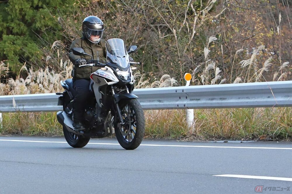 ホンダ 400x は大型アドベンチャーにはない気軽さが魅力 ツーリングでの使い勝手を確かめてみた バイクのニュース 自動車情報サイト 新車 中古車 Carview