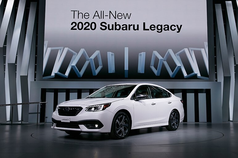 スバル レガシィがフルモデルチェンジ。新世代のボディや2.4直噴ターボに期待