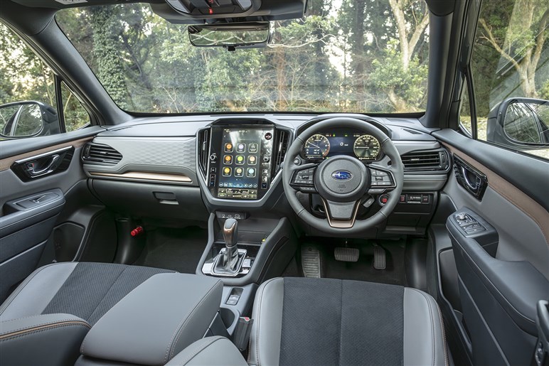 【デビューから約3ヶ月】新型「フォレスター」に特別仕様車登場。内外装にダークトーンを採用…価格は415万8000円から