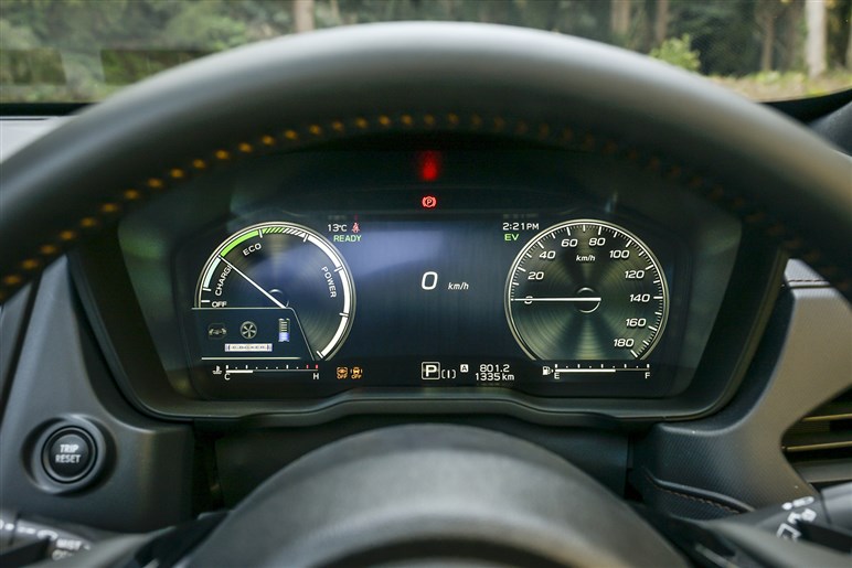 【デビューから約3ヶ月】新型「フォレスター」に特別仕様車登場。内外装にダークトーンを採用…価格は415万8000円から