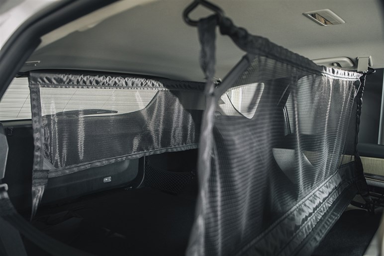 【公開前夜】新型「CX-5」一部公開にネットは大盛り上がり。ボディサイズ、デザイン、パワトレ…期待のポイントは？