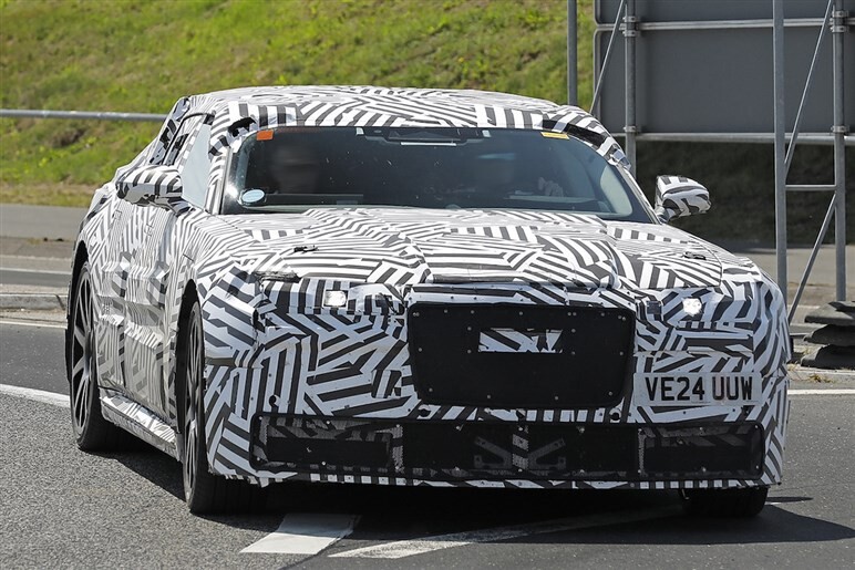 【航続800km＆全長5m超！】ジャガー最強の新型EVが開発進行中。ロールスやベントレーが覇権を握る“超高級市場”へ殴り込む