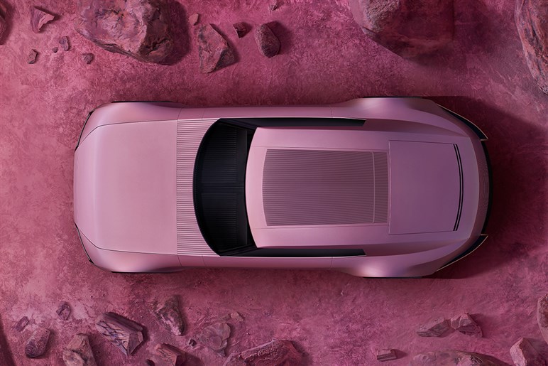 【航続800km＆全長5m超！】ジャガー最強の新型EVが開発進行中。ロールスやベントレーが覇権を握る“超高級市場”へ殴り込む