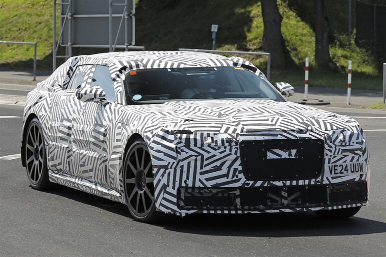 【航続800km＆全長5m超！】ジャガー最強の新型EVが開発進行中。ロールスやベントレーが覇権を握る“超高級市場”へ殴り込む