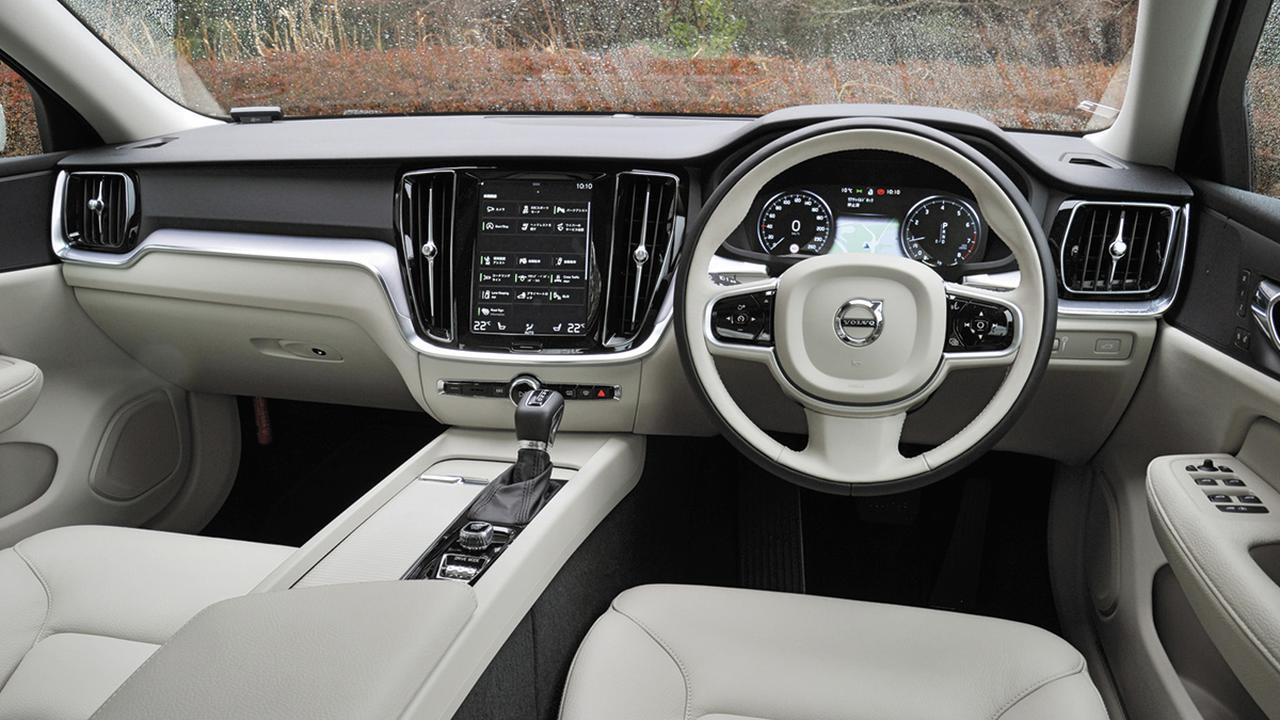試乗 ボルボ S60 T4 モメンタムは素性の良さを感じる実力派ベーシックグレード Webモーターマガジン 自動車情報サイト 新車 中古車 Carview