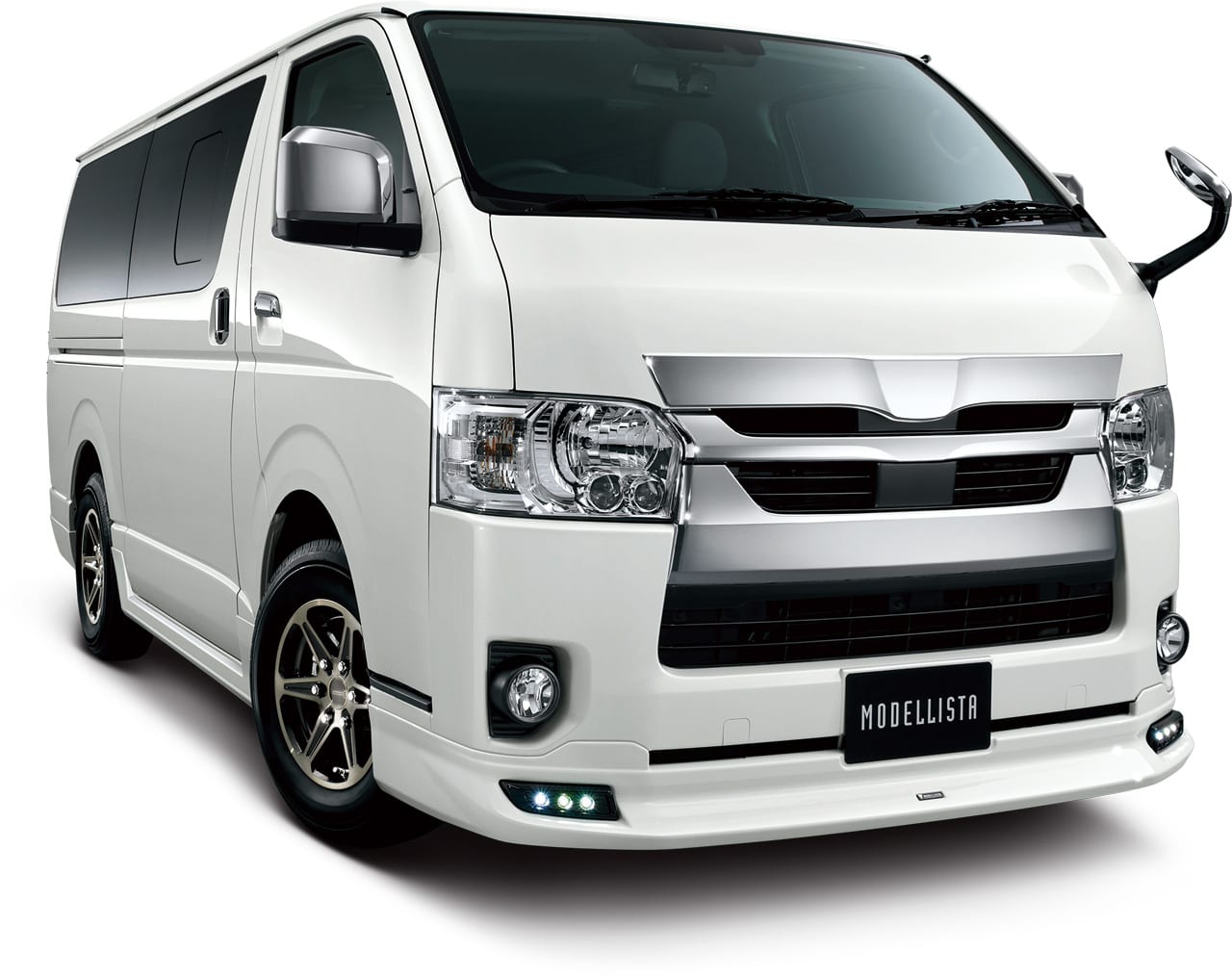 Suv系アイテムもあり トヨタ ハイエース モデリスタ Trd グリルやミラーが変わった最新一部改良車も対応 スタイルワゴン ドレスアップナビ 自動車情報サイト 新車 中古車 Carview