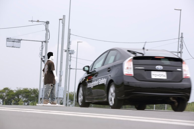 トヨタが見せた“ホンキの近未来”を報告！