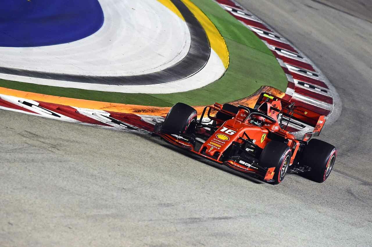 F1第15戦シンガポールGP予選、ルクレールが3戦連続ポール、フェルスタッペンはまさかの4番手【モータースポーツ】