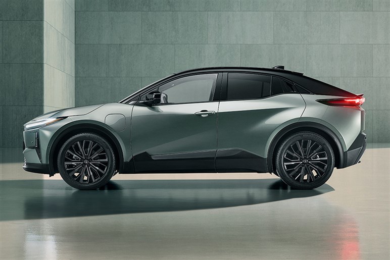 【揺れ動くEV】電動化の本気度に疑問符？ PHEVの航続距離を“あえて抑える”トヨタとヒョンデの真意とは