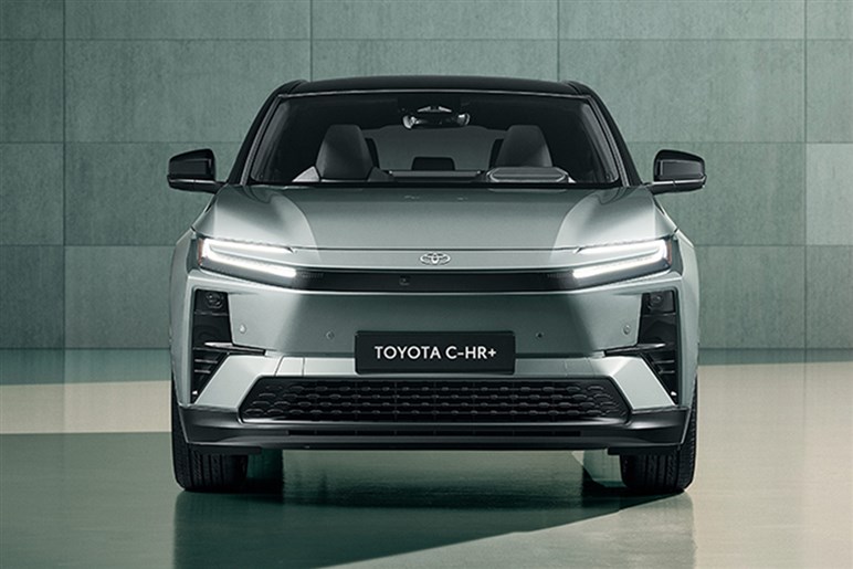 【揺れ動くEV】電動化の本気度に疑問符？ PHEVの航続距離を“あえて抑える”トヨタとヒョンデの真意とは