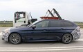 【スクープ】ついにインテリアを激写！ マイナーチェンジした「BMW5シリーズ・ツーリング」はワイドタッチスクリーン搭載へ