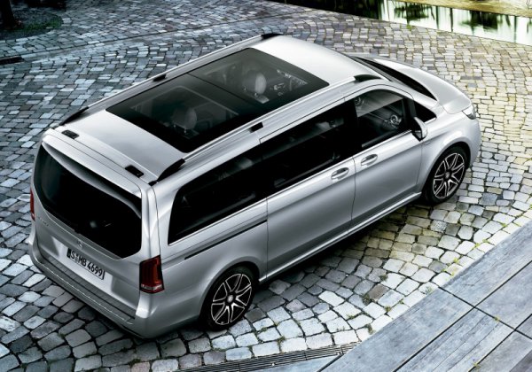 なぜ消えた 独自のミニバン文化 多彩なシートアレンジとガラスルーフ ベストカーweb 自動車情報サイト 新車 中古車 Carview