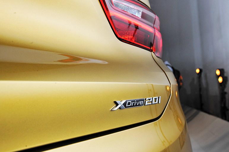 新型コンパクトSUV、BMW X2を日本発売。エンジンは2機種で436万円から