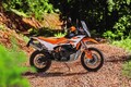 KTM「890 ADVENTURE R」2023年モデル 全面改良した最新型を公開