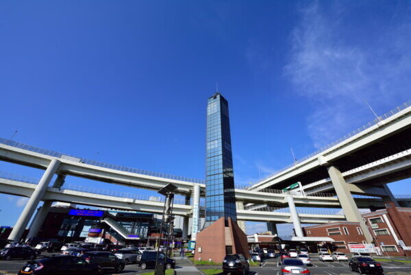 クルマ好きの聖地「大黒PA」一新！ 「ゆったりできる」首都高のPAに 商業施設リニューアルが話題に