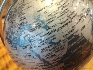 イランも米空軍基地を報復攻撃、中東緊迫で原油高、ガソリン価格上昇も［新聞ウォッチ］