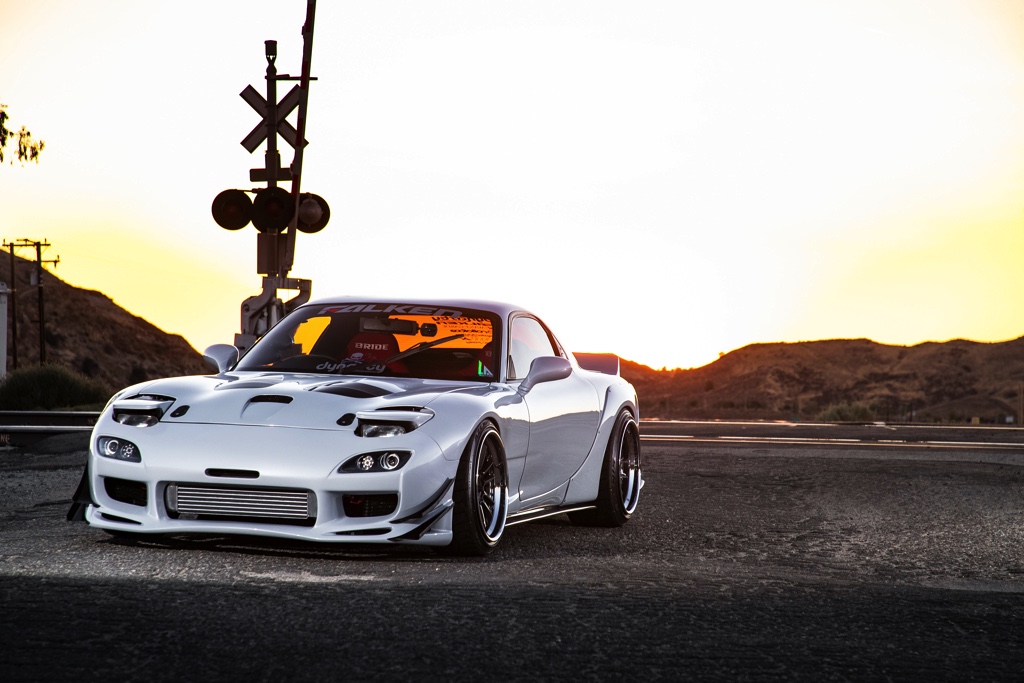 父から娘へ 純白に煌めくrx 7が結ぶ家族の絆 Web Option 自動車情報サイト 新車 中古車 Carview