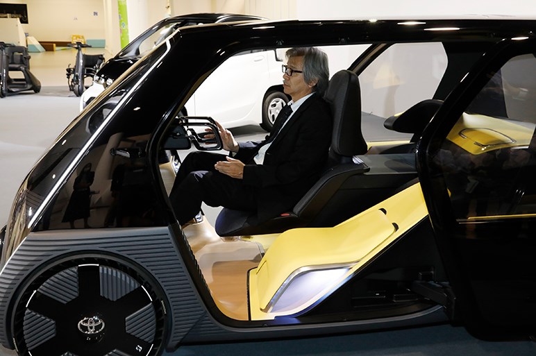 トヨタが来年冬に発売する“2人乗りお買い物EV”は高齢化社会を見据えた新規格車だった