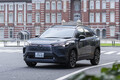 【2025年モデル試乗】新型トヨタ「カローラ クロス」、驚きの進化。その実力に迫る