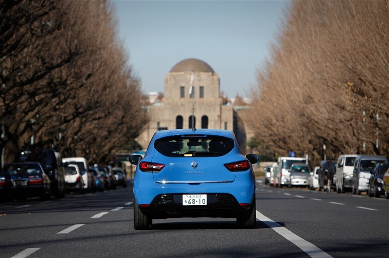 ルーテシアに3気筒ターボ×5MTのマニアグレード