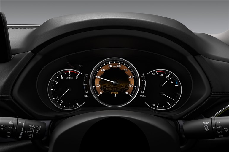 新型CX-5のプロトタイプを捕捉！ 発表直前に姿を現す。中身も超進化、7月10日に全貌公開へ