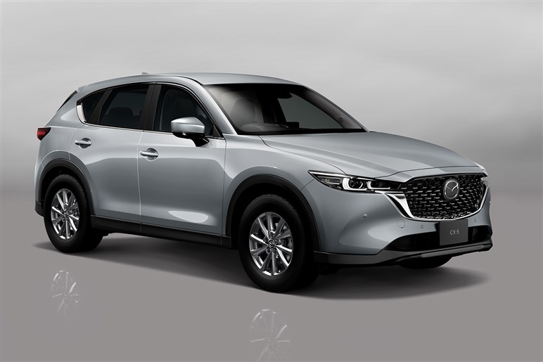 新型CX-5のプロトタイプを捕捉！ 発表直前に姿を現す。中身も超進化、7月10日に全貌公開へ