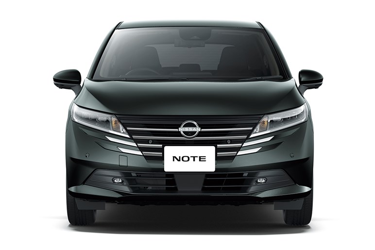 【実際どうなの？】日産「ノート」購入者の本音。「e-POWER」の走りが高評価…でも内装の質感やオプション価格に不満の声も