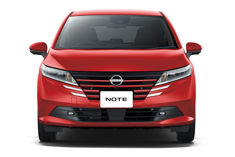 【実際どうなの？】日産「ノート」購入者の本音。「e-POWER」の走りが高評価…でも内装の質感やオプション価格に不満の声も