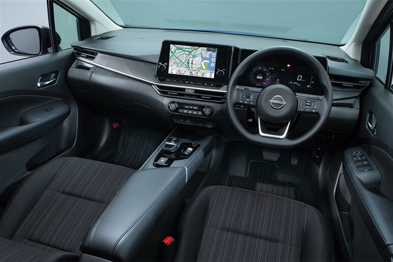 【実際どうなの？】日産「ノート」購入者の本音。「e-POWER」の走りが高評価…でも内装の質感やオプション価格に不満の声も