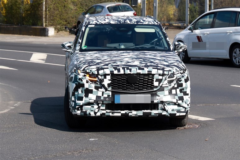 新型CX-5のプロトタイプを捕捉！ 発表直前に姿を現す。中身も超進化、7月10日に全貌公開へ