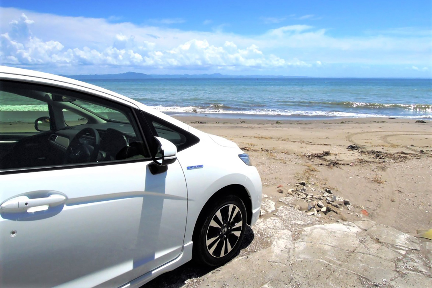 海 山ドライブのあとの洗車は家に着く前が正解だった 海の塩害だけじゃなく山の 樹液 もクルマには天敵 Web Cartop 自動車情報サイト 新車 中古車 Carview