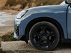 「MINI カントリーマン」に初の限定モデル「スレートブルー」が200台で登場。光で見え方が変化するボディカラーが魅力だ