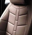 DSオートモビル「DS4」 シャンゼリゼの美を表現した限定車 上質レザーが車内を彩る