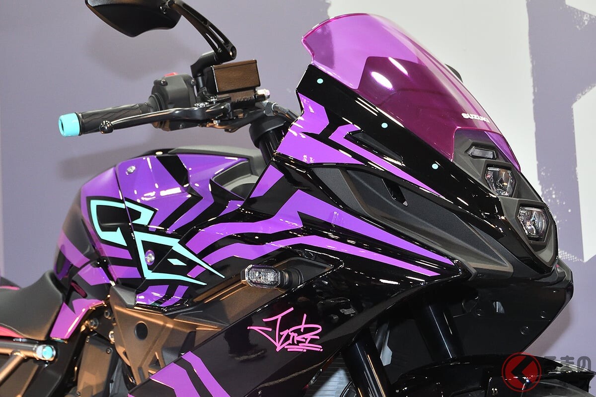 ジュリ様 スズキの斬新「“スト6”コラボバイク」がスゴイ！ 「ジュリ」イメージの