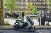 パリ五輪の開催地にある「パリのバイク街」で感じた普及が進む電動バイクの波