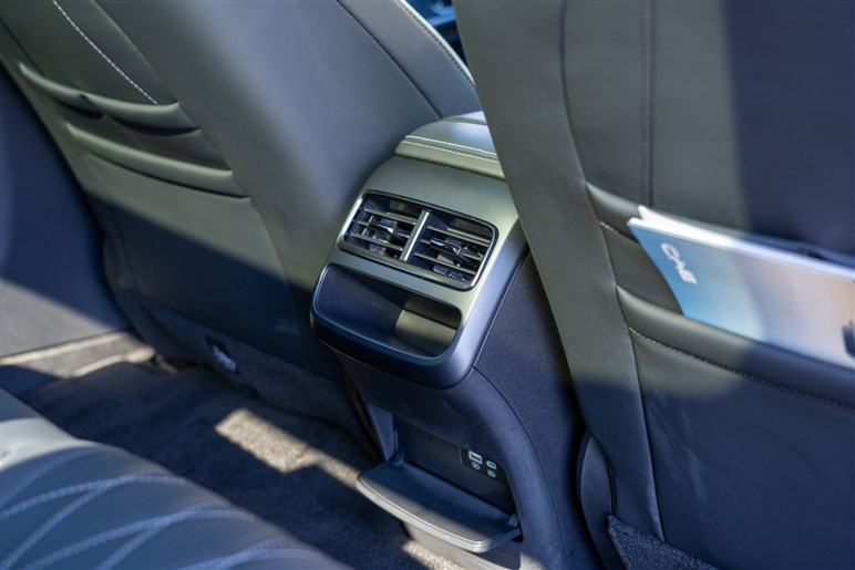 「普通」であることの脅威。BYD「シール」に乗ったらコスパ最強で日本メーカーの将来が心配になった【JAIA】
