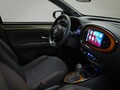 トヨタの欧州向け新型コンパクトSUV「アイゴX（クロス）」のキレキレなデザインが話題に